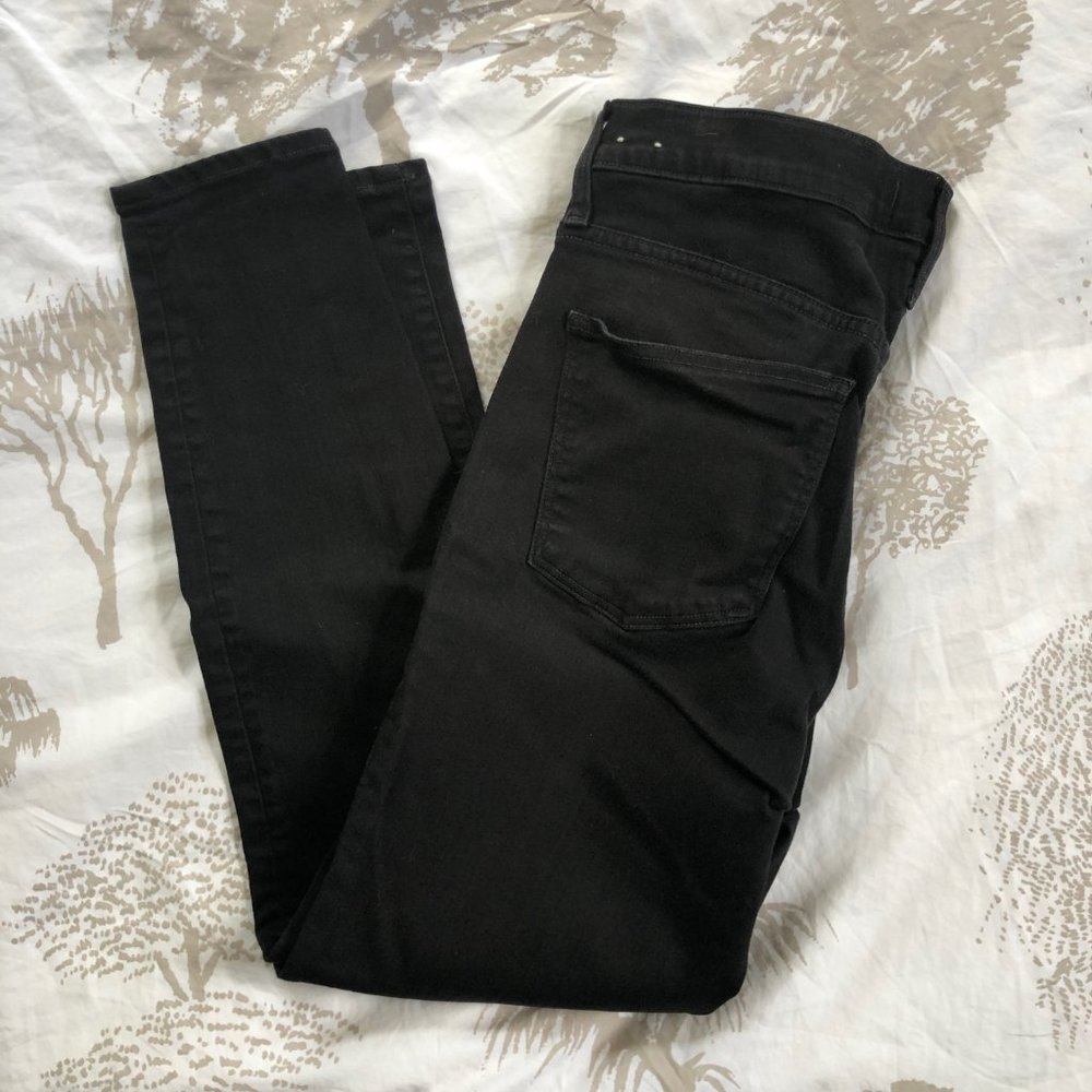 Madewell Skinny Jeans in ISKO Stay Black, Size 32